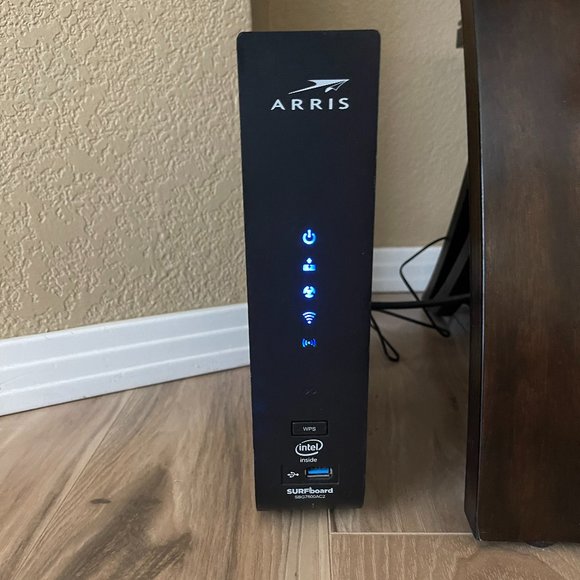 Arris Surfboard SBG7600AC2 DOCSIS® 3.0 Cable Modem & Wi-Fi Router - Picture 2 of 4